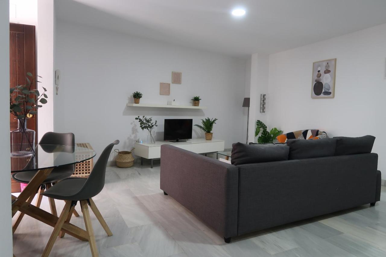 J & E Malaga Center Apartamentos Εξωτερικό φωτογραφία
