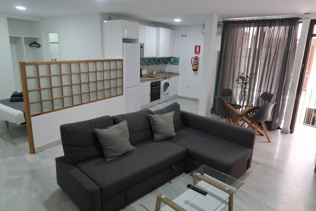 J & E Malaga Center Apartamentos Εξωτερικό φωτογραφία