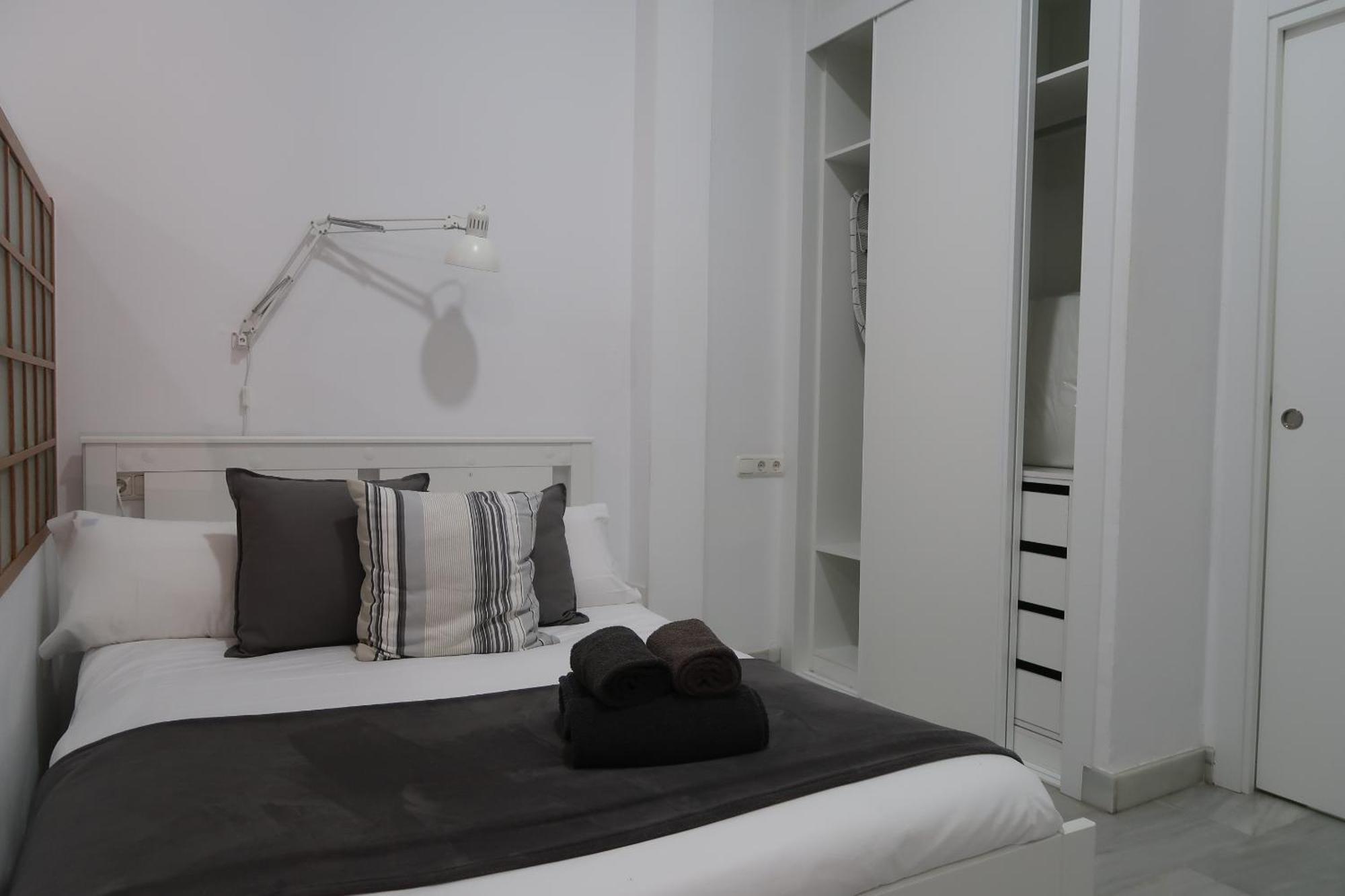 J & E Malaga Center Apartamentos Εξωτερικό φωτογραφία