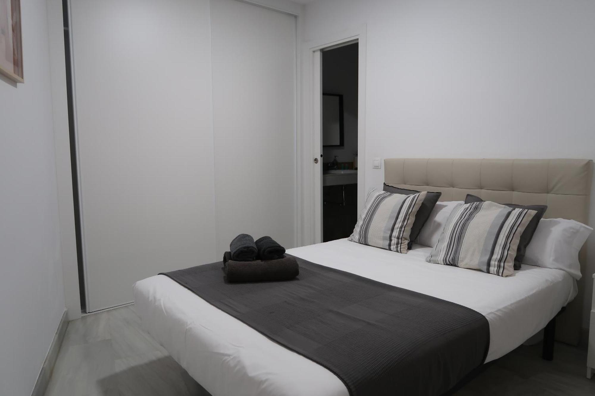 J & E Malaga Center Apartamentos Εξωτερικό φωτογραφία